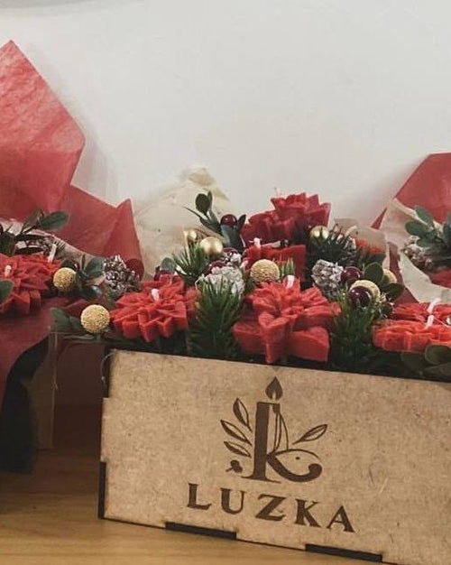 Centro de Navidad en caja de madera Luzka